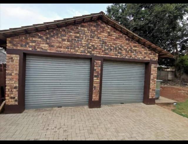 3 BEDROOM HOUSE FOR SALE IN VAALPARK